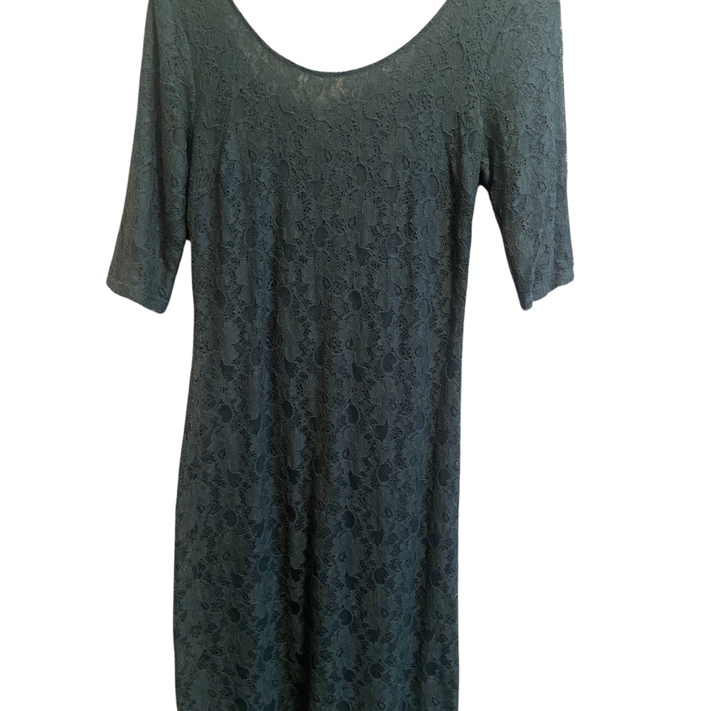 Green lace ladies dress. BANANA REPUBLIC